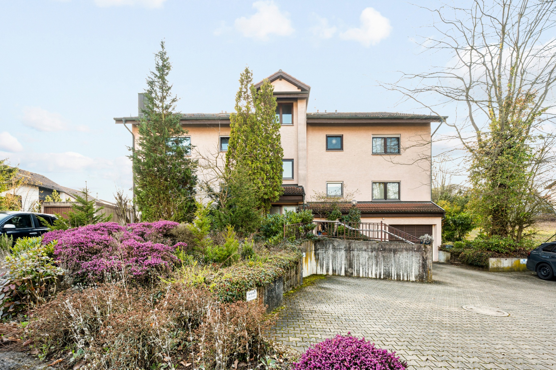 Von Neckar Wohnkonzepte saniertes Mehrfamilienhaus in Heilbronn-Biberach